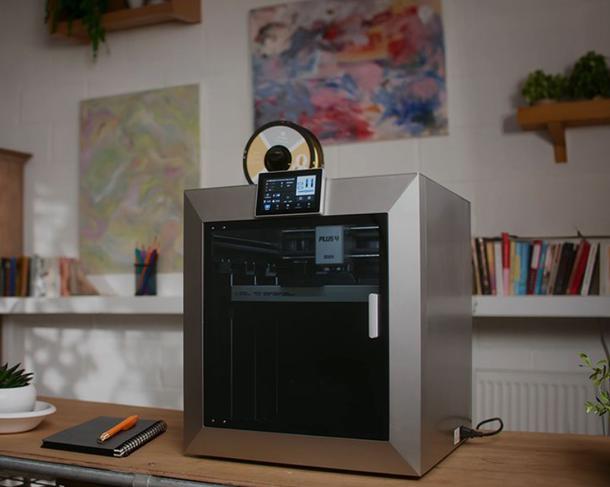 Компания QIDI выпустила новую модель профессионального 3D принтера QIDI Plus4. Принтер для работы с высокотемпературными материалами