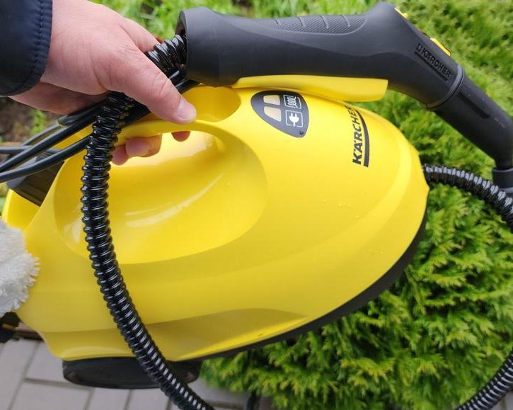 Универсальное решение для чистки: пароочиститель Karcher KST 2