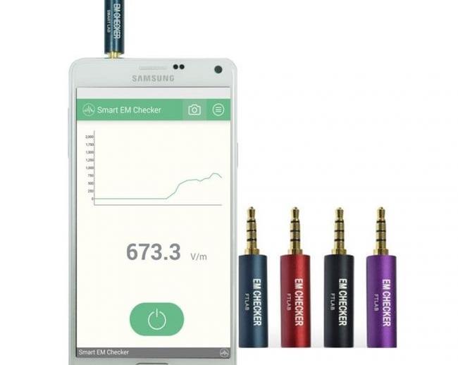 Карманный вольтметр FTLab для смартфона: сувениры тоже могут быть полезными